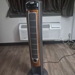Lasko
Wind Curve 42 in. 3-Speed Oscillating Tower Fan with Fresh Air Ionizer and Remote Control