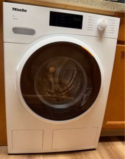 Miele W1 TwinDos Front-Load Washing Machine