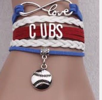 Cubs bracelet