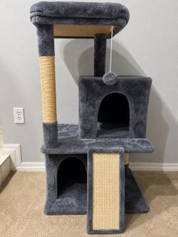 Like New Cat Tree / Cat Condo – Excellent Condition