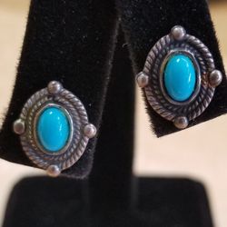 Earrings Silver And Tourquoise 