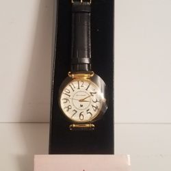 Womens Watch By Gloria Vanderbilt....