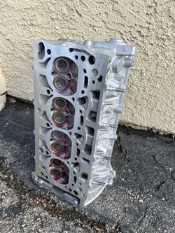 Engine Cylinder Head For 2.0 TFSI Audi A4, A6, Q5. 2009 - 2016