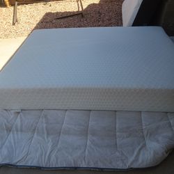 Queen memory foam Mattress