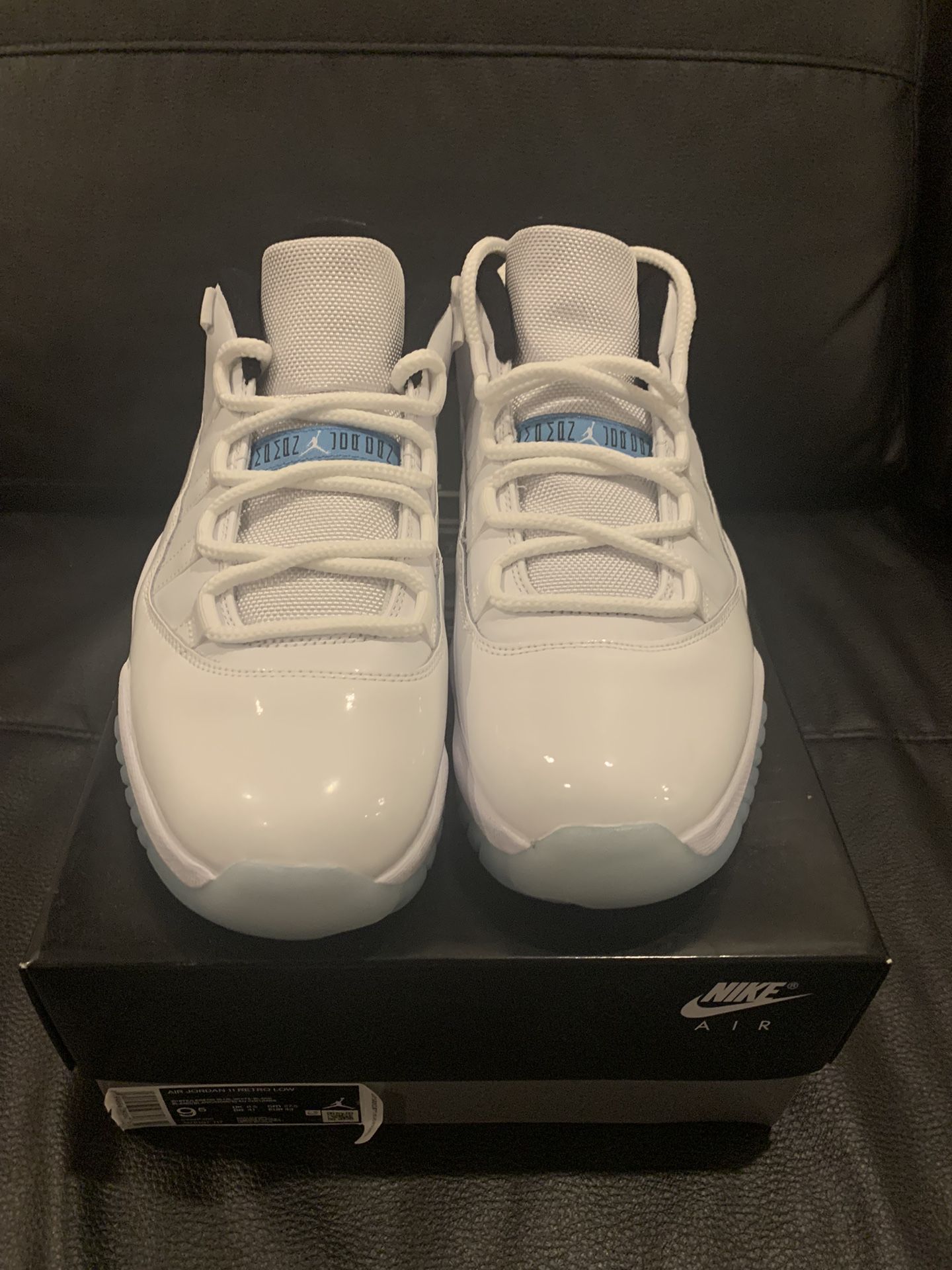 Air Jordan 11 Retro Low ‘LEGEND BLUE'
