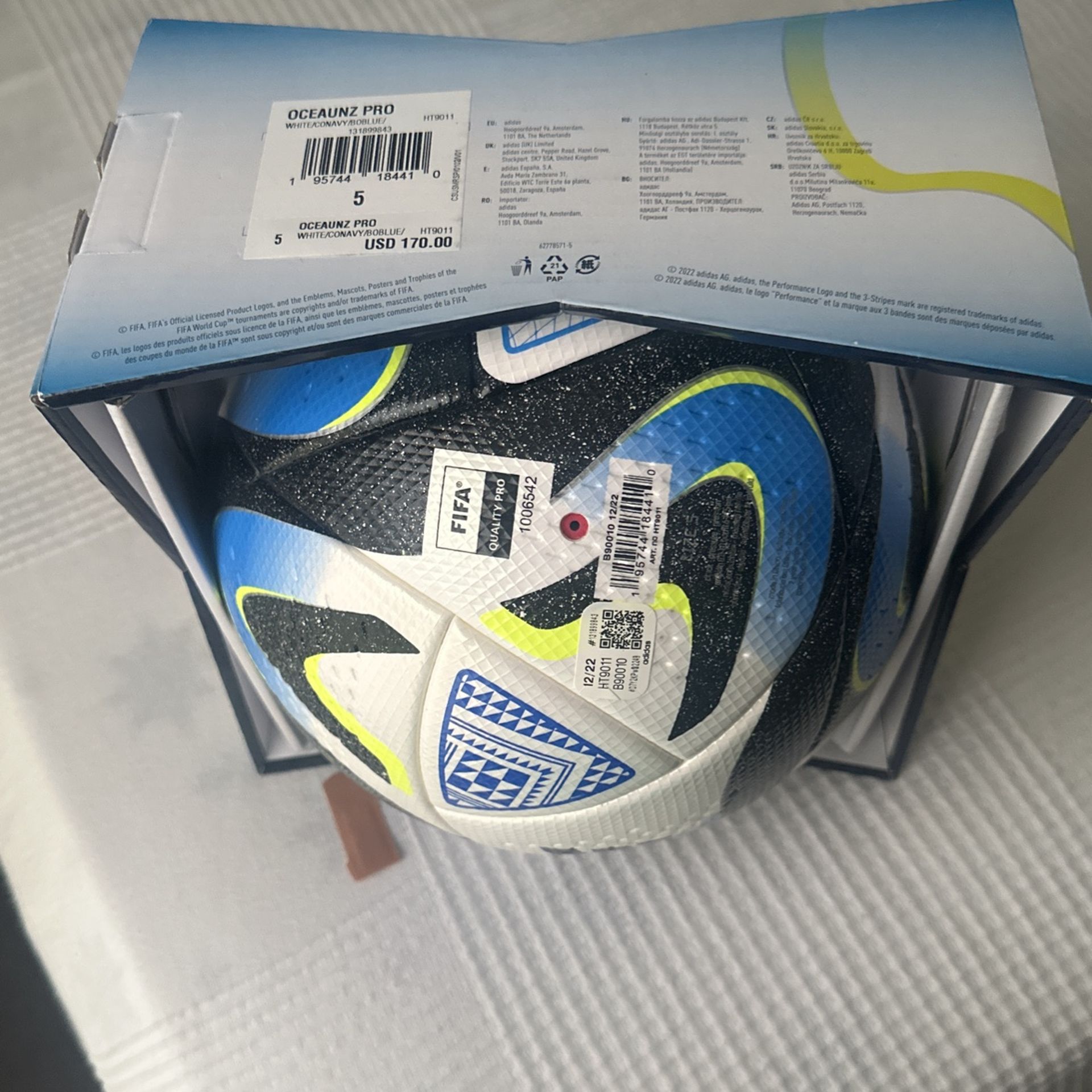 Adidas Mach Ball