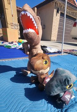Dino Plush Set