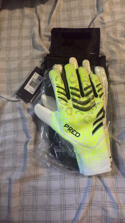 Adidas predator goalkeeper gloves