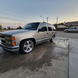 1998 Chevrolet Tahoe 11000 OBO 