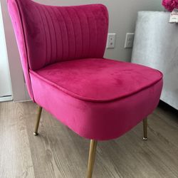 2 Pink Chairs 