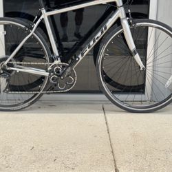 Fuji Sportif 2.1 Road Bike