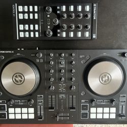 Traktor Kontrol S2 MK3 w/ Mixer