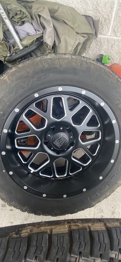 Ram 1500 Wheels 5 Lug NO Scratches With Tires Ready To Go
