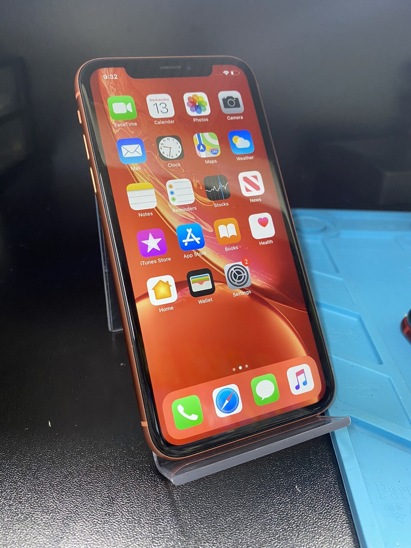 iPhone XR 128gb peach color unlocked