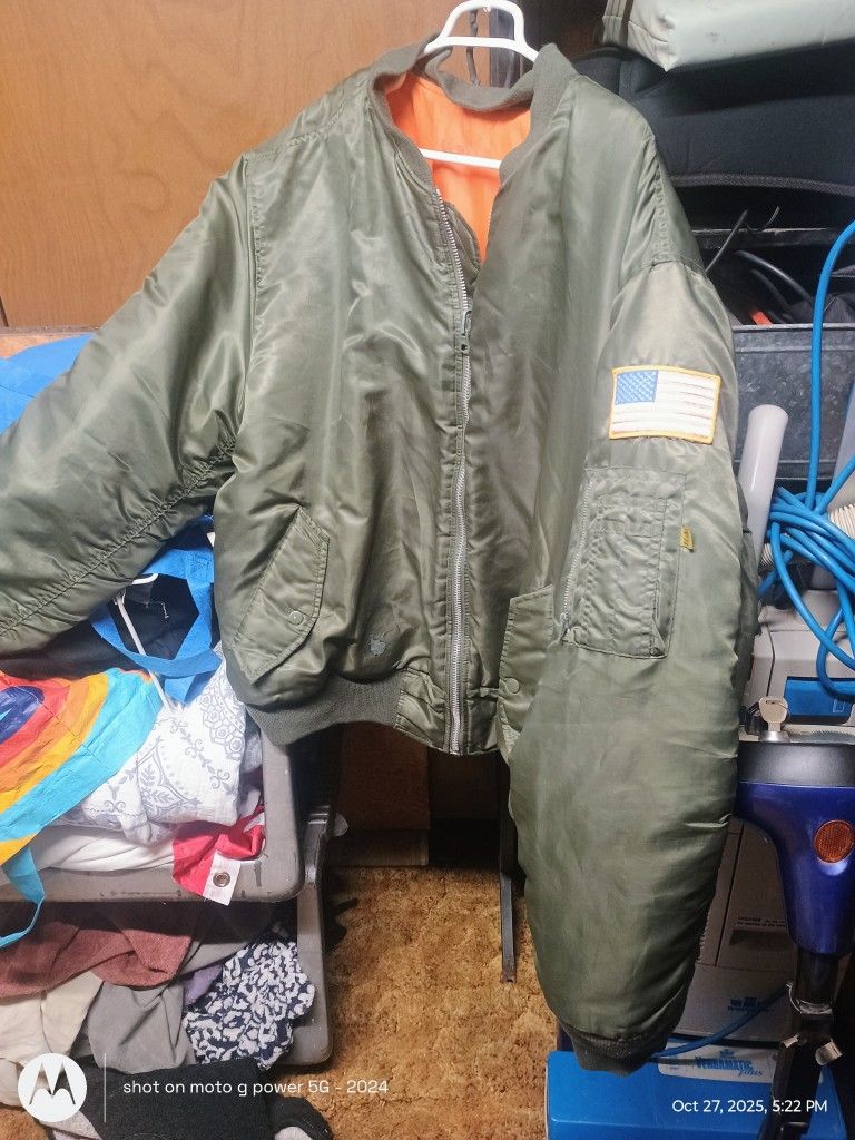 Alpha Industries MA-1 Bomber Flight Jacket - Fighter Pilot Flight Jacket

