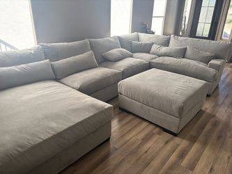 Large sectional sofa couch w/ottoman grey from living spaces