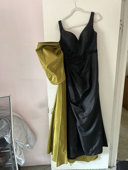 COCKTAIL DRESS US SIZE 8 - 10