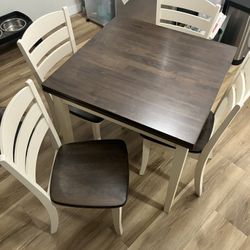 Dining Table  + 4 Chairs