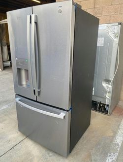 GE Stainless Steel French Door Fridge - Excellent Condition, EnergyStar