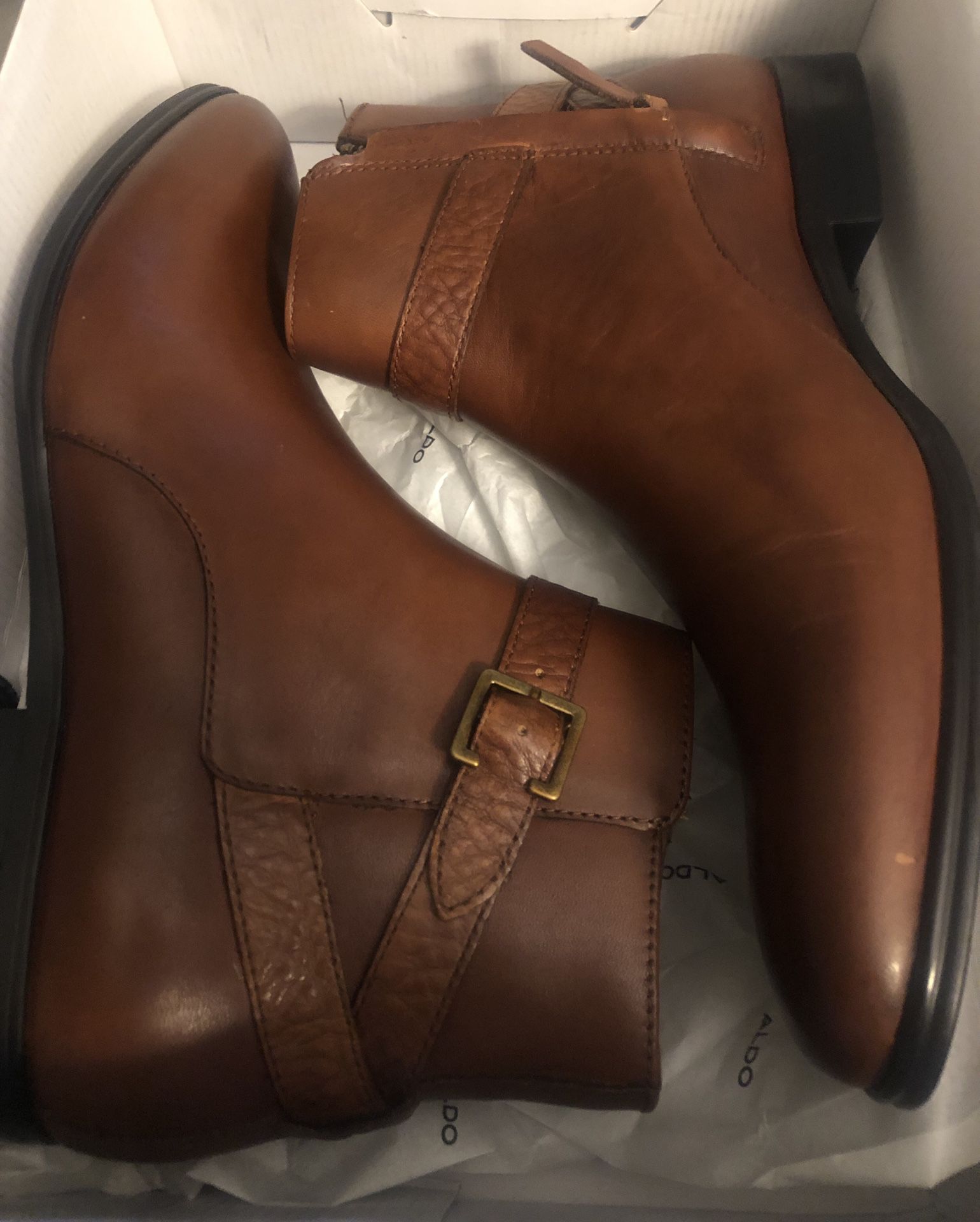 MENS Boots 7.5 Brand New