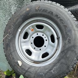 Ford Excursion / F 250 Wheel 