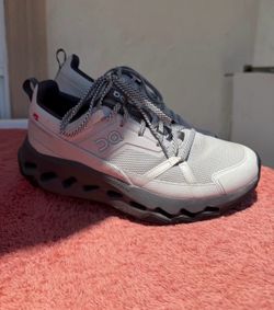 On Cloud Shoes Women Size 7