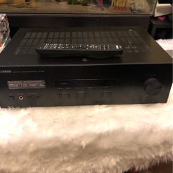 Yamaha Stereo Receiver