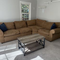 Sectional couch