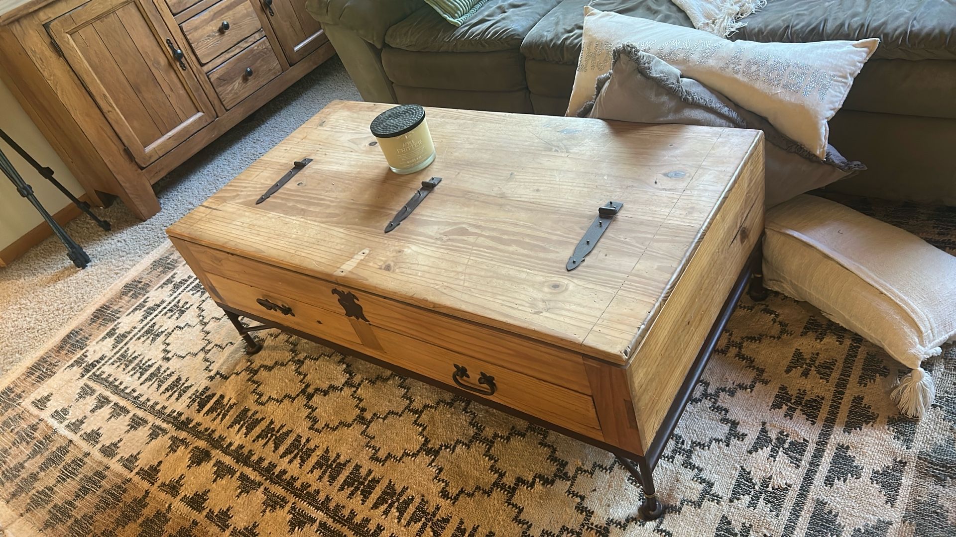 Console And Coffee Table