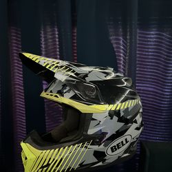 Bell Dirt Bike Helmet