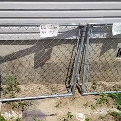 2 chain link fence gates