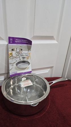 Brand New Princess House Heritage Signature  4QT Pan  $145.00