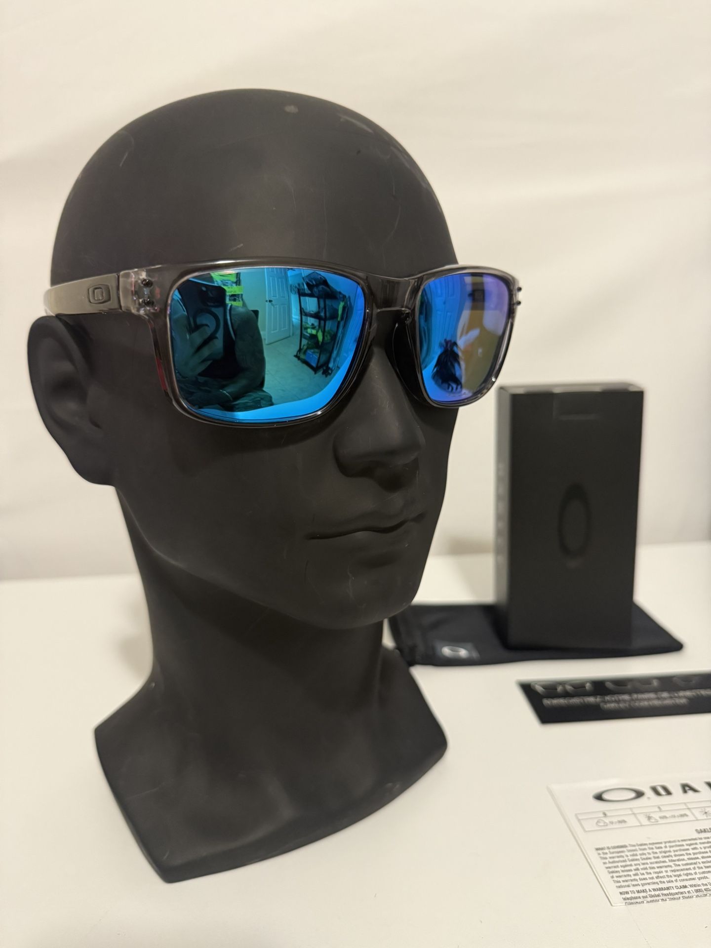 oakley sunglasses