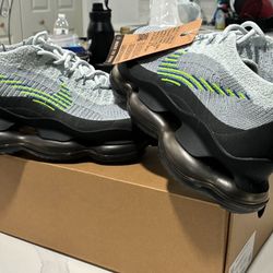 NIKE AIR MAX 95 SCORPION 🦂 SZ. 9.5…$99…MUST GO TODAY! 