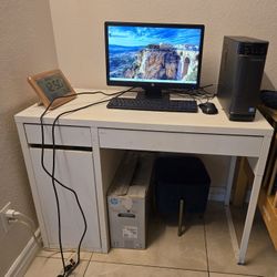 Lenovo Desktop HP Monitor & ikea Desk