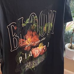 Black T-Shirt Plant lover-Bloom New