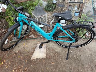 Econic One peddle assist E-bike brand new.