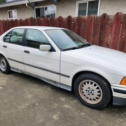 1993 BMW 325i