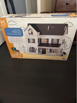Classic Mansion Dollhouse