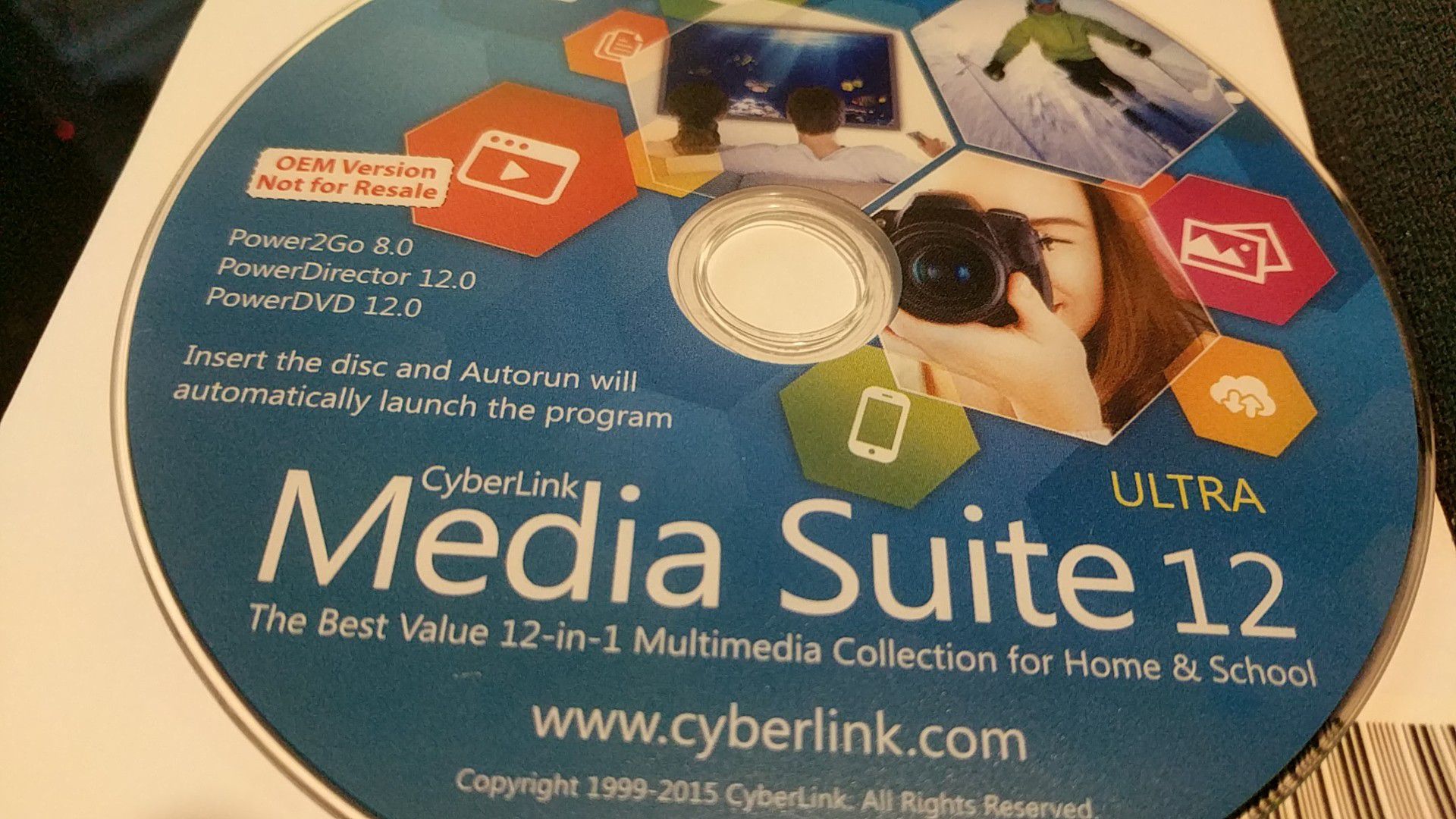 CyberLink media suite 12 ultra.