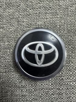 Genuine Center Cap Hubcap Toyota Tundra Sequoia Tacoma 42603-0C120 Wheel 95296