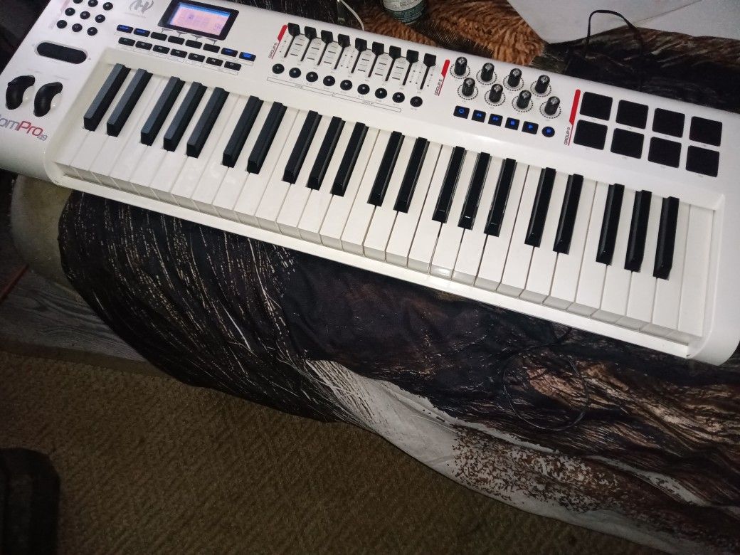 M Audio Axiom Pro 49 Key USB MIDI Keyboard Controller