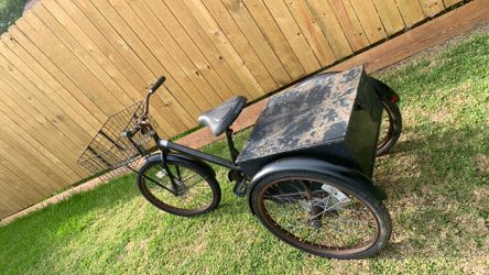 Trike Worksman Trycicle with tool box