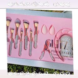 Full-Service Beauty Makeup Sets for Flawless End Result herself health