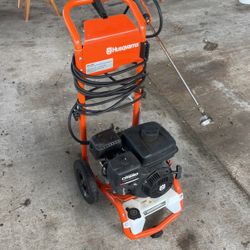 Husqvarna PW 3200 gas power washer