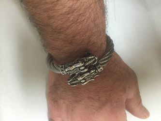 Stainless steel bangle bracelets