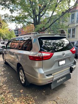 2016 Toyota Sienna