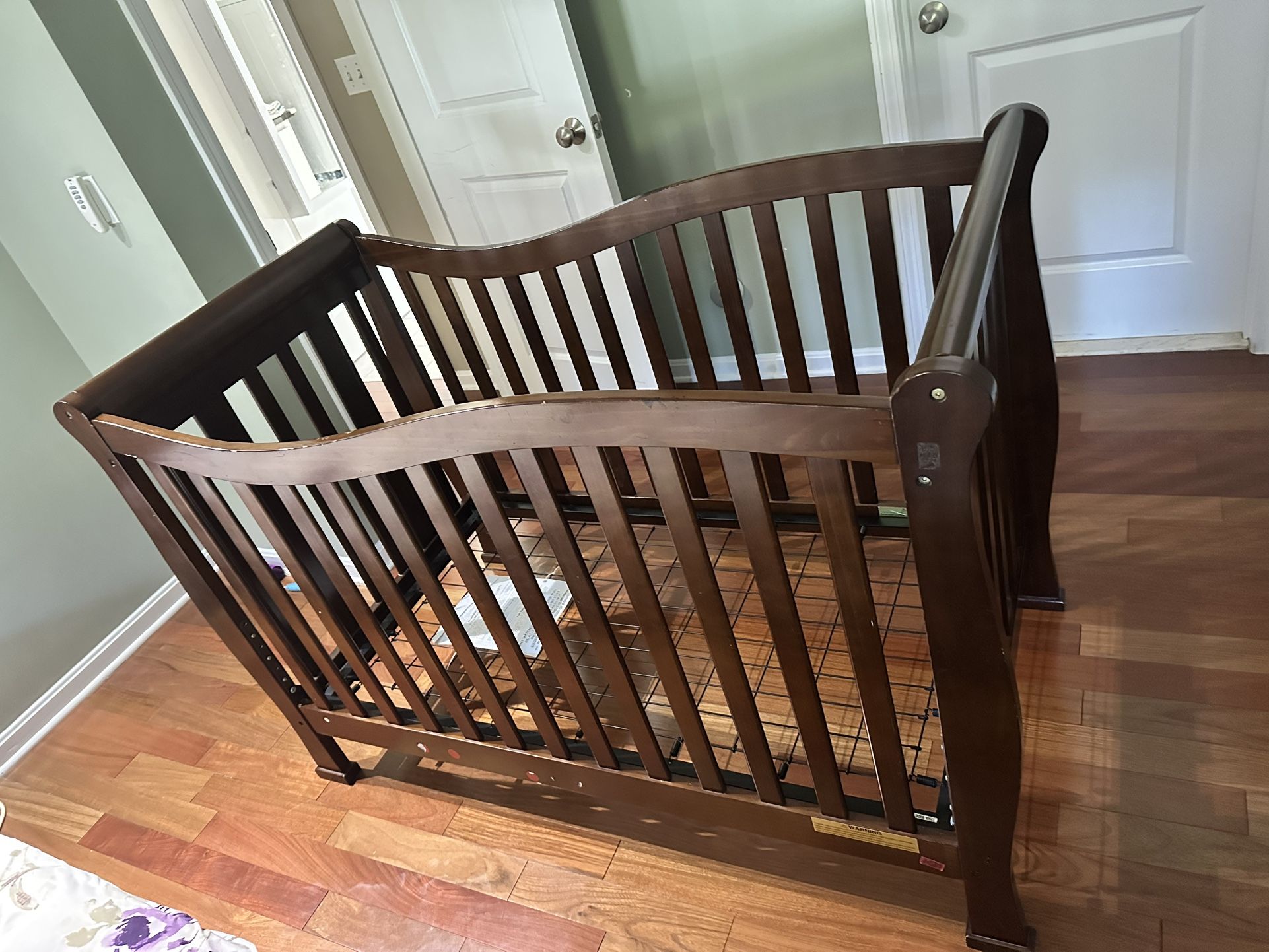 3 In 1 Convertible Crib