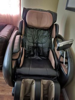 Osaki OS-1000 Pinnacle Massage Chair