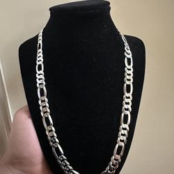 22in Sterling silver Figaro chain .925